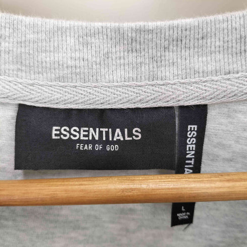 エッセンシャル ESSENTIALS FOG BACK LOGO LA Limited TEE WHT リフレクターLA Tシャツ メンズ JPN:L