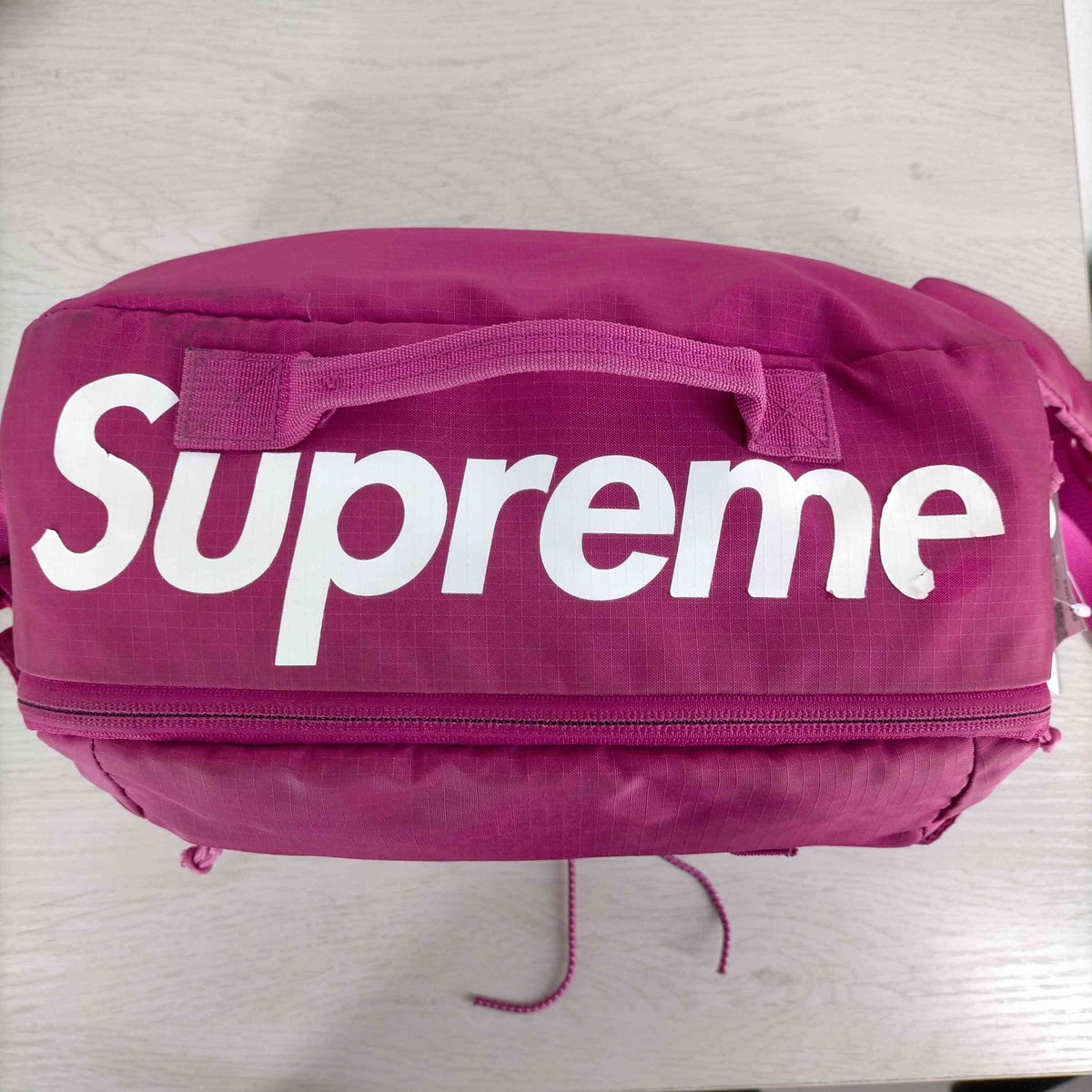 シュプリーム Supreme 17SS Waist Bag Backpack MAGENTA ウエストバッグ マゼンタ メンズ –  ブランド古着買取販売バズストア