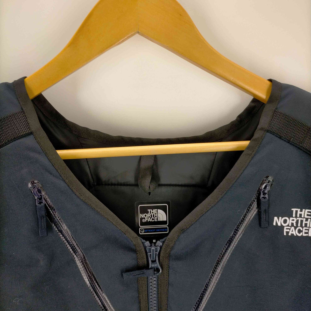 Out of Bounds vest on jacket TNF ノースフェイス32出品一覧