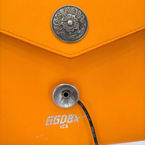 ゴールデングース GOLDEN GOOSE コンチョ留め ショルダーバック レディース