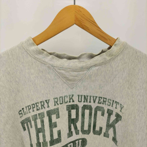 ジャンスポーツ JanSport 00S THE ROCK 3段 カレッジプリント 前Vガゼット アッシュ クルーネック スウェット メンズ import:XL