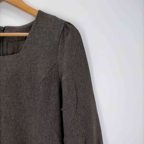 ナチュラルビューティーベーシック NATURAL BEAUTY BASIC 22SS スクエアネックワンピース レディース JPN:M