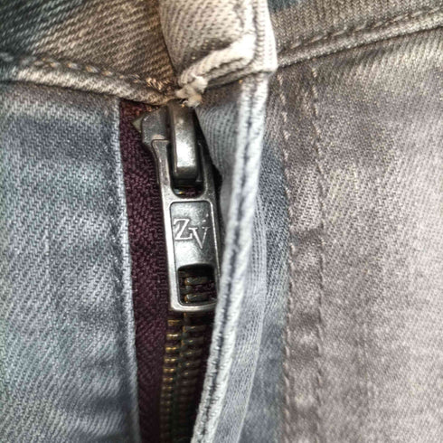 ザディグ エ ヴォルテール ZADIG&VOLTAIRE スタッツ付き テーパードデニムパンツ レディース US:26-27