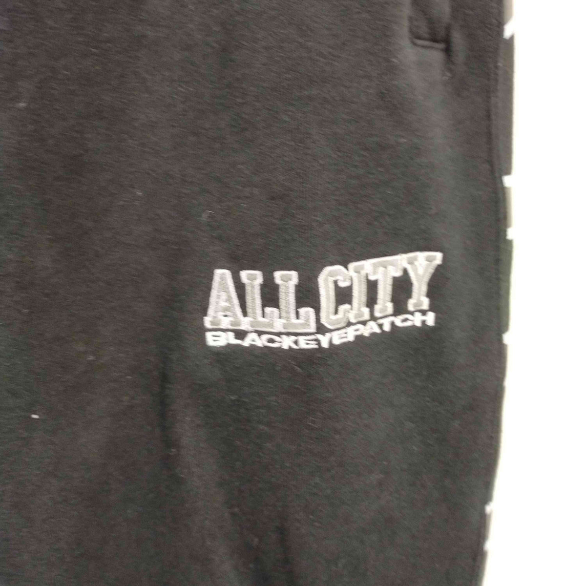 ザブラックアイパッチ THE BLACK EYE PATCH 21AW ALL CITY SWEAT PANTS メンズ M –  ブランド古着買取販売バズストア