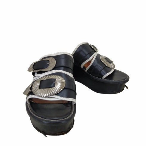 トーガプルラ TOGA PULLA DOUBLE BUCKLE PLATFORM SANDALS レディース 38