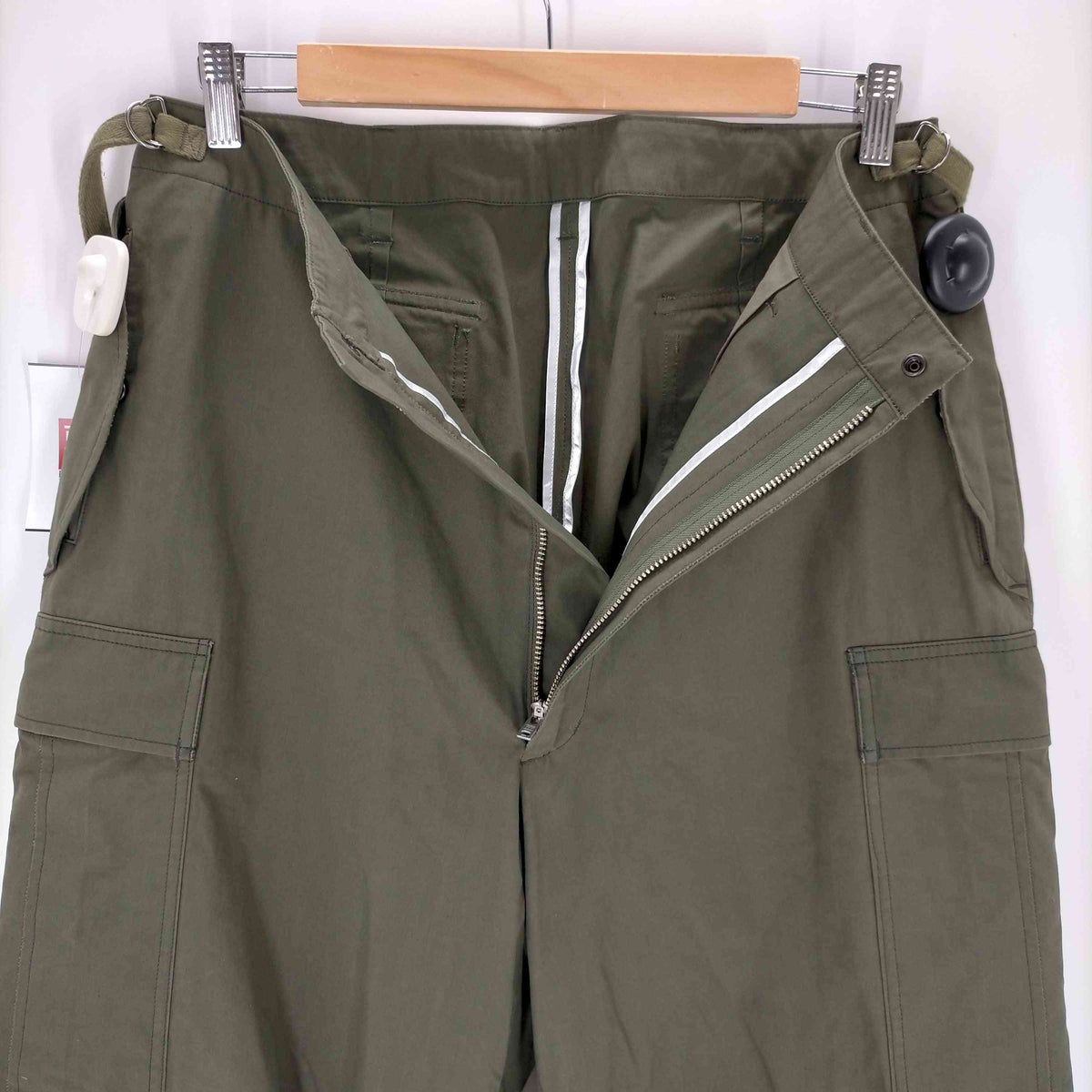 ファイダーズキーパーズ FINDERS KEEPERS 22AW FK-M-51 TROUSERS メンズ JPN：M –  ブランド古着買取販売バズストア