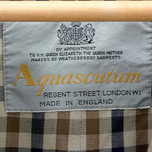 アクアスキュータム AQUASCUTUM MADE IN ENGLAND 裏地チェック柄 ロングトレンチコート メンズ