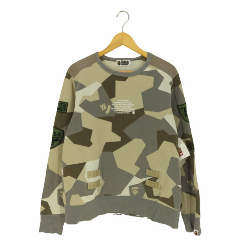 アベイシングエイプ A BATHING APE フロントプリント クルーネックスウェット メンズ JPN:M
