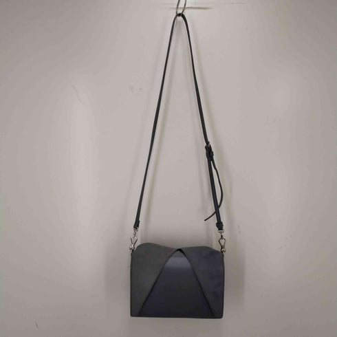 チャールズキース CHARLES & KEITH Bow Detail Magnetic Closure Cross Body Bag レディース
