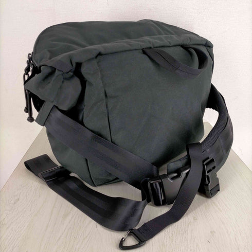 ミステリーランチ MYSTERY RANCH Invader ショルダーバッグ メンズ