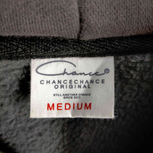 チャンスチャンス CHANCECHANCE ジップアップロゴプリントフーディー 裏起毛 メンズ JPN:M
