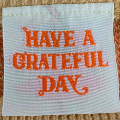 HAVE A GRATEFUL DAY ロゴ刺繍クルーネック半袖ニット レディース JPN:S