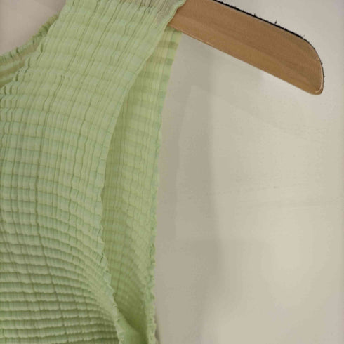イッセイミヤケ ISSEY MIYAKE ノースリーブ プリーツトップス レディース JPN:M