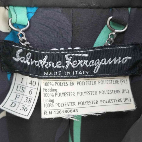 サルヴァトーレフェラガモ Salvatore Ferragamo イタリア製 裏地花柄 ガンチーニボタン キルティングジャケット レディース I40/US6/F38/D36