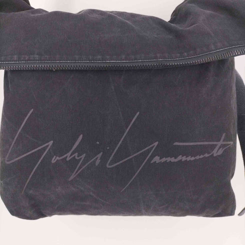 ヨウジヤマモト Yohji Yamamoto シグネチャーロゴ キャンバス メッセンジャーバッグ ショルダーバッグ メンズ