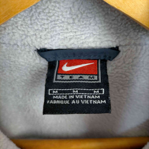 ナイキチーム NIKE TEAM スウォッシュ刺繍 内フリース ナイロンジャケット メンズ import:M