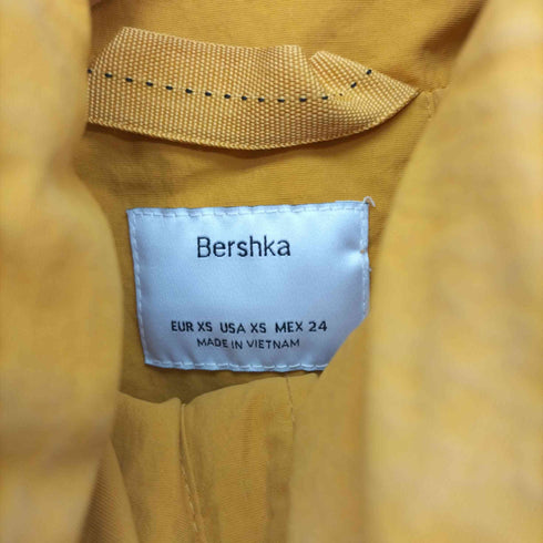 ベルシュカ BERSHKA FOLLOVERS 刺繍 クロップド スタンドジップ パデッド ジャケット レディース import:XS