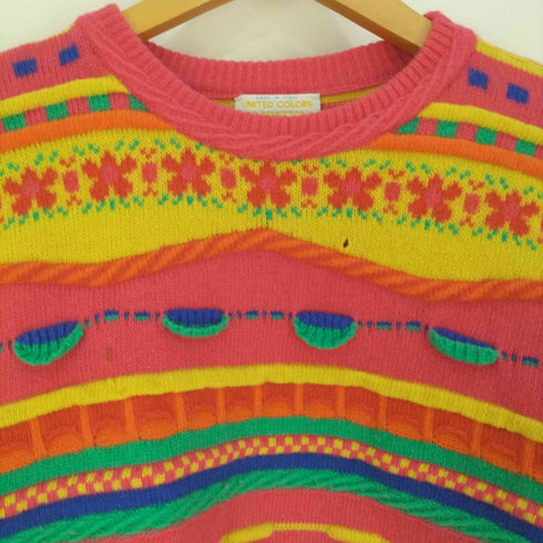 ユナイテッドカラーズオブベネトン UNITED COLORS OF BENETTON イタリア製 総柄 3Dニット レディース