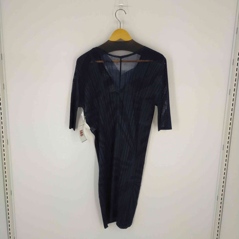 プリーツプリーズイッセイミヤケ PLEATS PLEASE ISSEY MIYAKE 20SS 透かし 前Vワンピース レディース JPN:3
