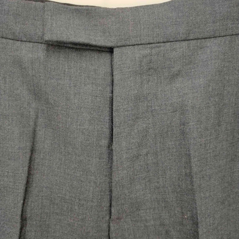 トムブラウン THOM BROWNE スーパー120'Sツイル バックストラップトラウザー メンズ 00