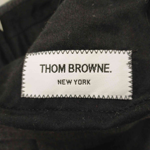 トムブラウン THOM BROWNE スーパー120'Sツイル バックストラップトラウザー メンズ 00