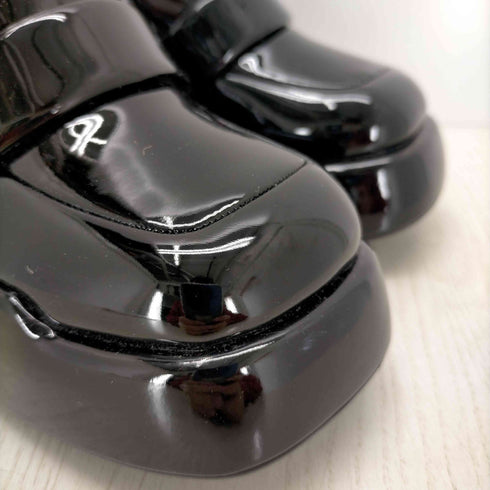 チャールズキース CHARLES & KEITH ルラ パテントプラットフォームローファー レディース JPN:38