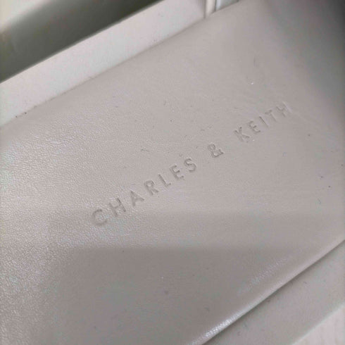 チャールズキース CHARLES & KEITH モーガンプラットフォームスライドサンダル レディース 38