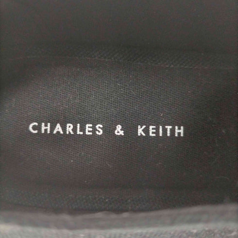 チャールズキース CHARLES & KEITH チャンキーソールスニーカー レディース JPN:38