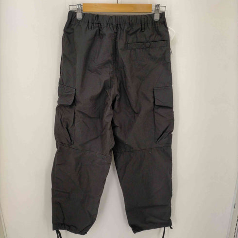 ユニクロ UNIQLO 23AW ワイドフィットパラシュートカーゴパンツ メンズ JPN:S