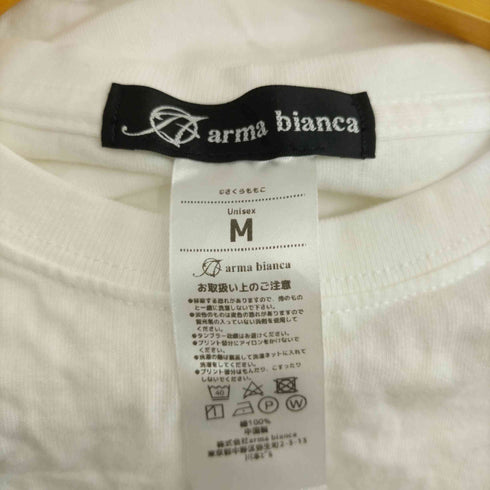 arma bianca フロントメッセージプリントTシャツ メンズ JPN:M