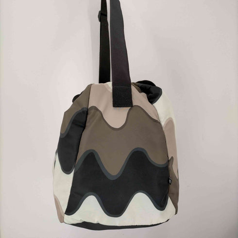 マリメッコ marimekko ショッパー トレーニングバッグ メンズ