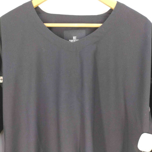 ノットコンベンショナル NOT CONVENTIONAL BUTTON VNECK Tee ボタン Vネックカットソー メンズ FREE