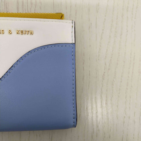 チャールズキース CHARLES & KEITH ツートーン トップジップミニウォレット レディース