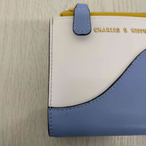 チャールズキース CHARLES & KEITH ツートーン トップジップミニウォレット レディース