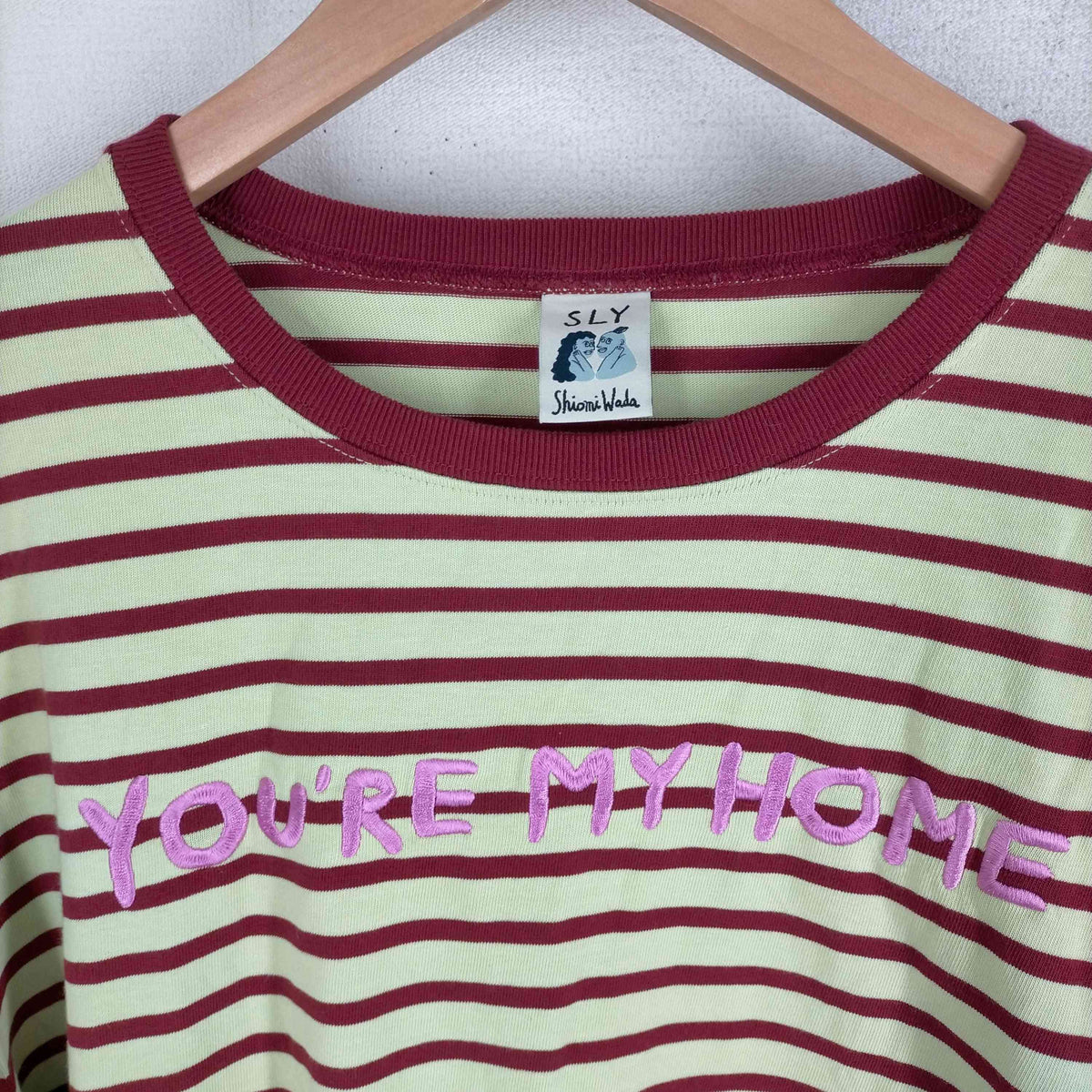 SLY - 2022モデル⭐︎SLY✨SHIOMIWADA x SLY HOOKED Tシャツ スライ SLY SHIOMIWADA x SLY HOOKED Tシャツ レディース