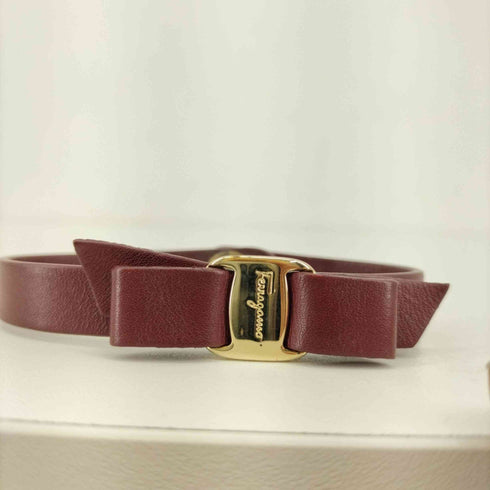 サルヴァトーレフェラガモ Salvatore Ferragamo MADE IN ITALY ヴァラリボン レザーブレスレット レディース