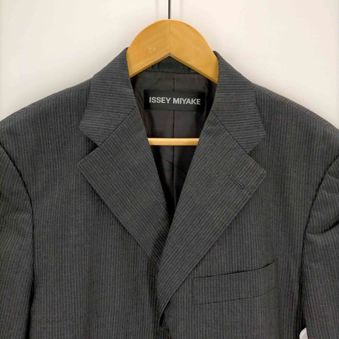 イッセイミヤケ ISSEY MIYAKE ストライプ 3Bテーラードジャケット メンズ 2