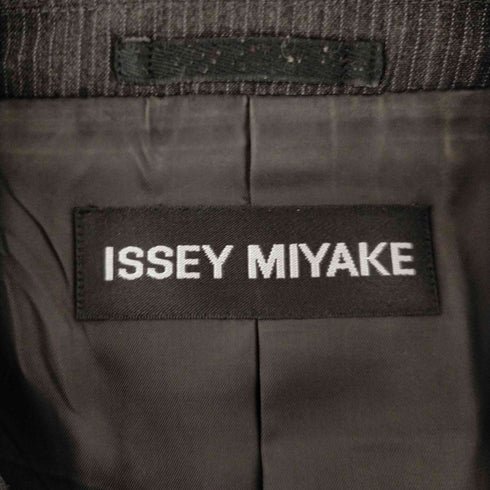 イッセイミヤケ ISSEY MIYAKE ストライプ 3Bテーラードジャケット メンズ 2