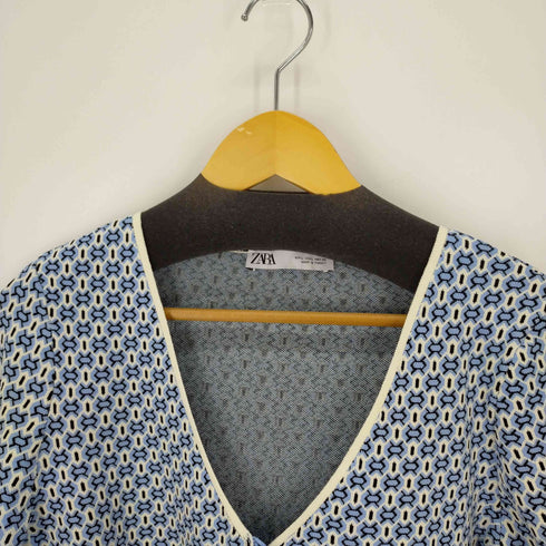 ザラ ZARA ジオメトリックジャガードトップス レディース import:L