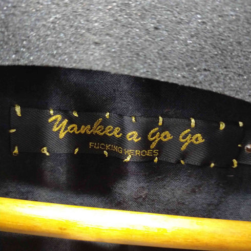 yankee a go go 企業ロゴワッペンメタルフックレザーシャツ メンズ