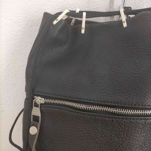 タズネ TAZUNE レザー巾着ショルダーバッグ メンズ
