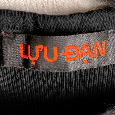 LUU DAN ロゴ刺しゅう タンクトップ メンズ import:S