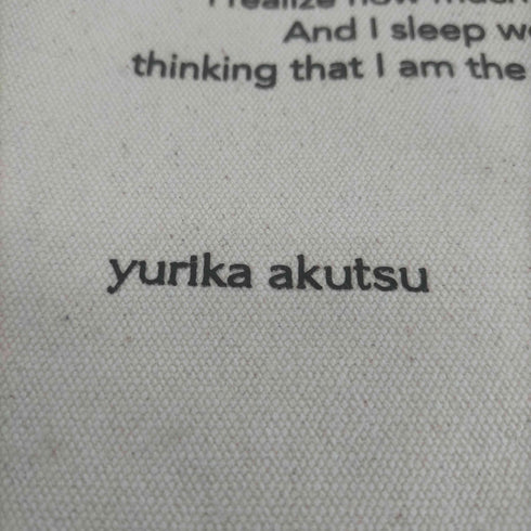 yurika akutsu ロゴプリントトートバッグ レディース