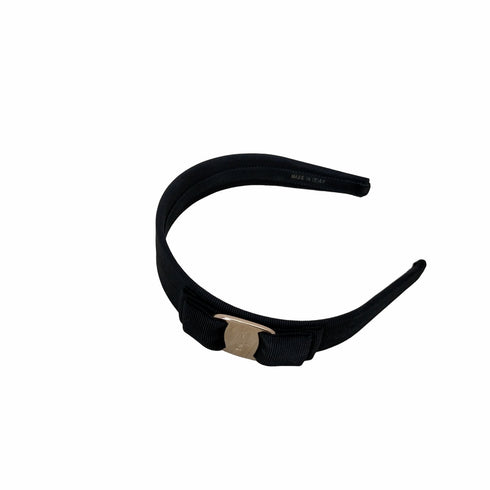 サルヴァトーレフェラガモ Salvatore Ferragamo イタリア製 カチューシャ レディース