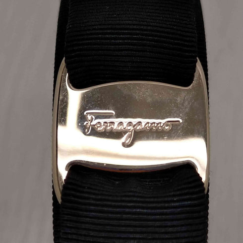 サルヴァトーレフェラガモ Salvatore Ferragamo イタリア製 カチューシャ レディース