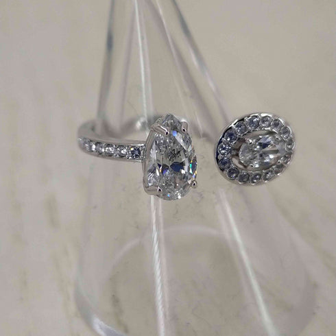 スワロフスキ SWAROVSKI ATTRACTリング レディース 52