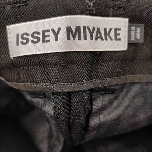 イッセイミヤケ ISSEY MIYAKE ノータックウールスラックス レディース JPN:1