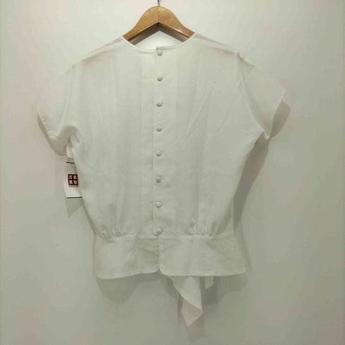 カネコイサオ KANEKO ISAO フロントフラワー刺繍 半袖ブラウス レディース