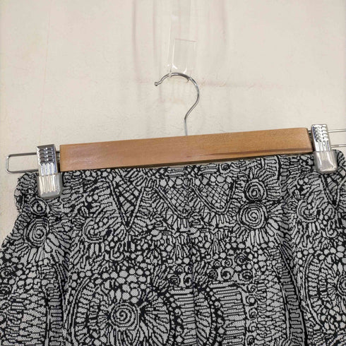 フミエタナカ FUMIE=TANAKA 24SS JACQUARD HALF PANTS レディース 1