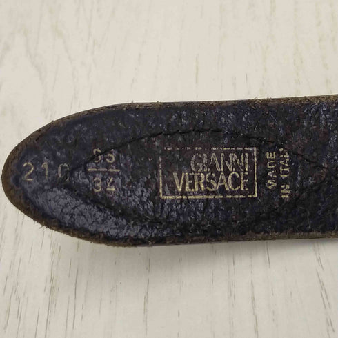 ジャンニヴェルサーチ GIANNI VERSACE エンブレムデザインレザーベルト メンズ 34/55